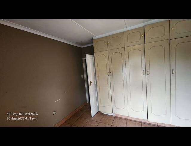 4 BEDROOM FREESTANDING FOR SALE IN ALLANDALE